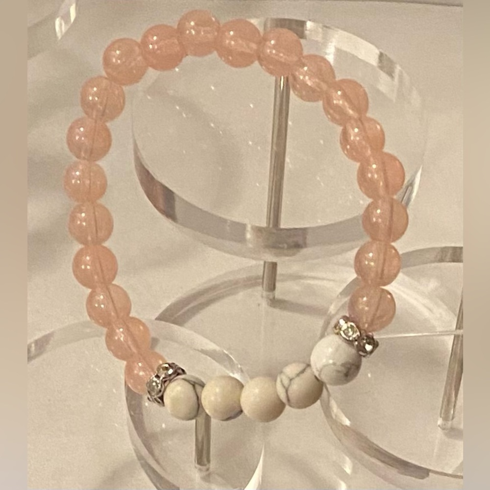 NEW Rose Quartz and Howlite crystal healing bracelet